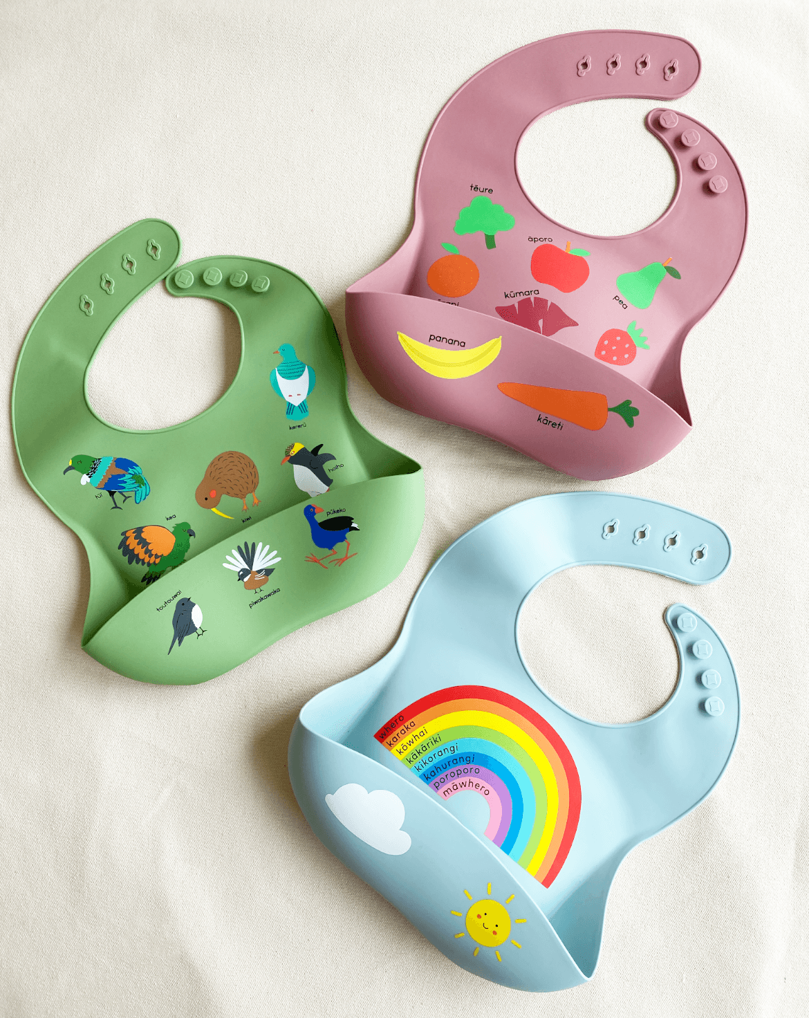 Silicone Bib Moana Road - Fruit & Veggies