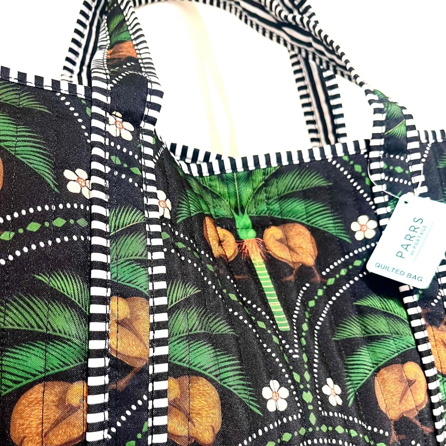 Parrs Kiwi Tropics Quilted Bag With Nikaus Black