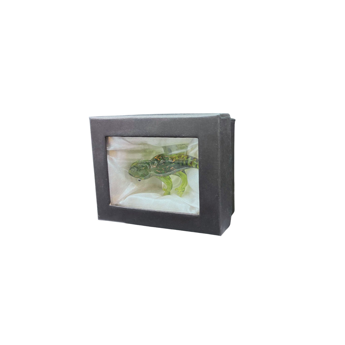Glass figurine Tuatara in a black gift box
